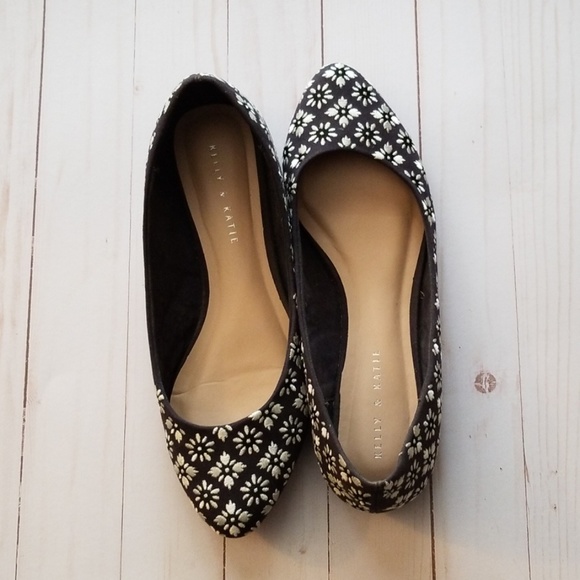 Kelly&Katie Flat Black &White Fabric Size 10 - Picture 5 of 5